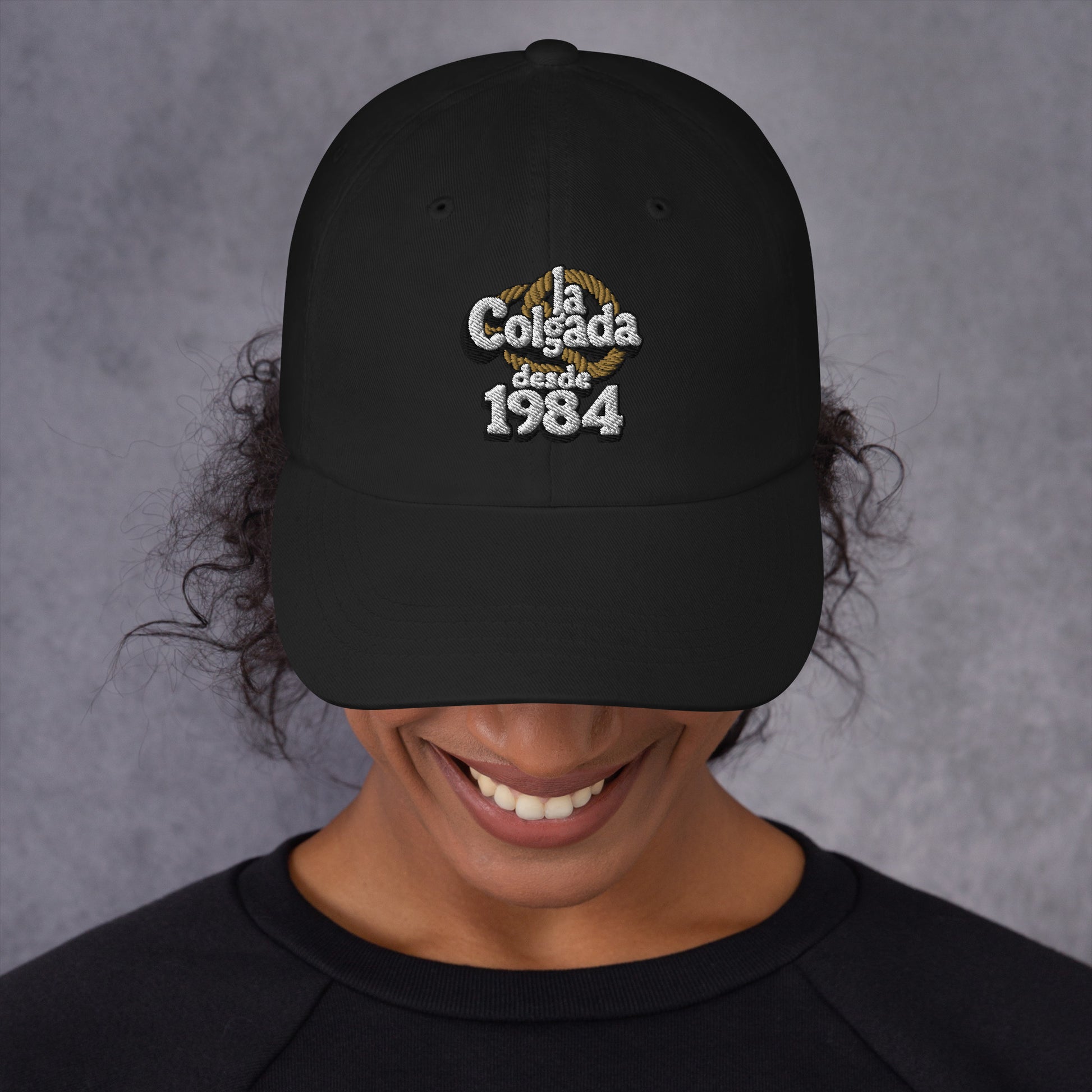 🔵 LA COLGADA 🔵 - Gorra Bordada URBAN Unisex 🔵.