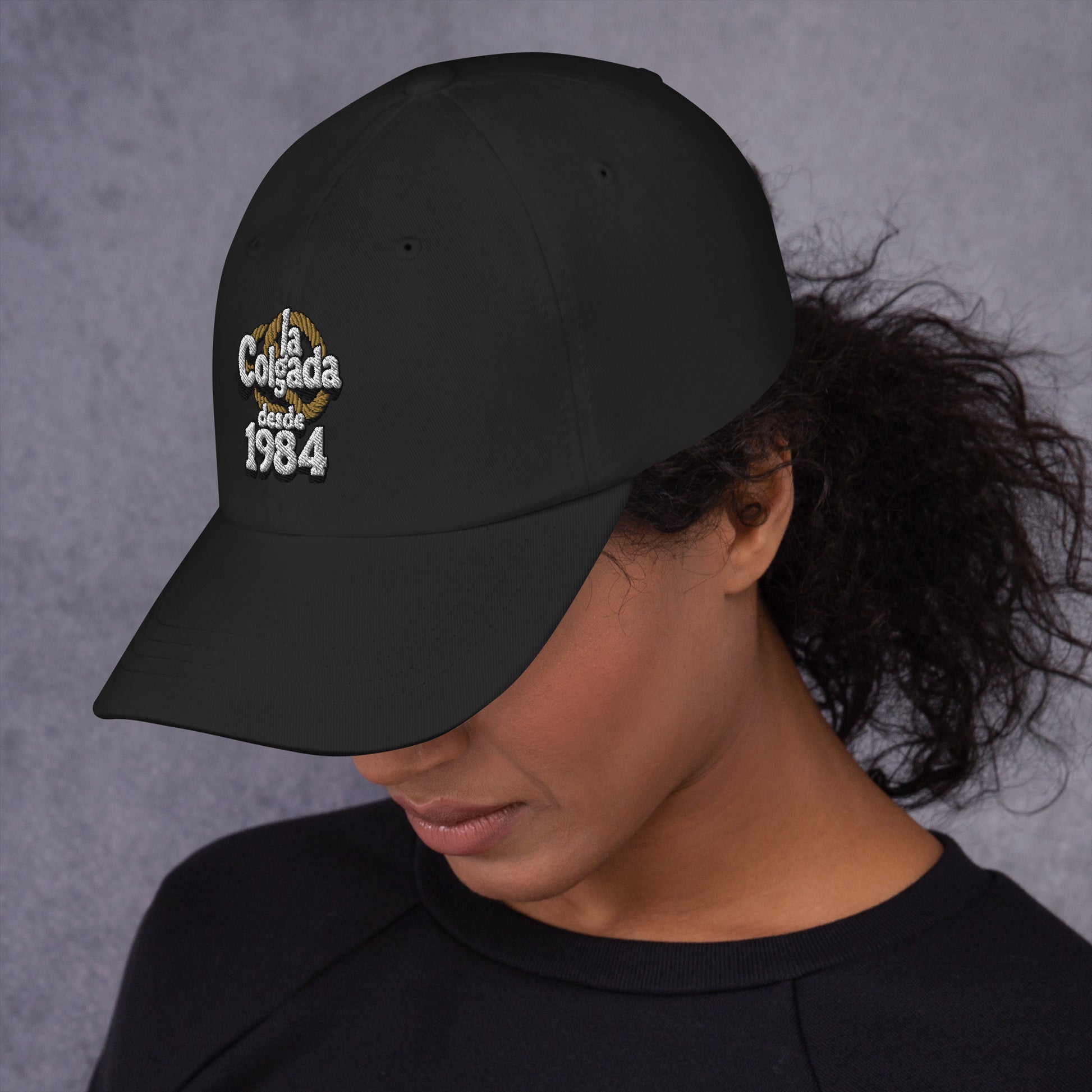 🔵 LA COLGADA 🔵 - Gorra Bordada URBAN Unisex 🔵.