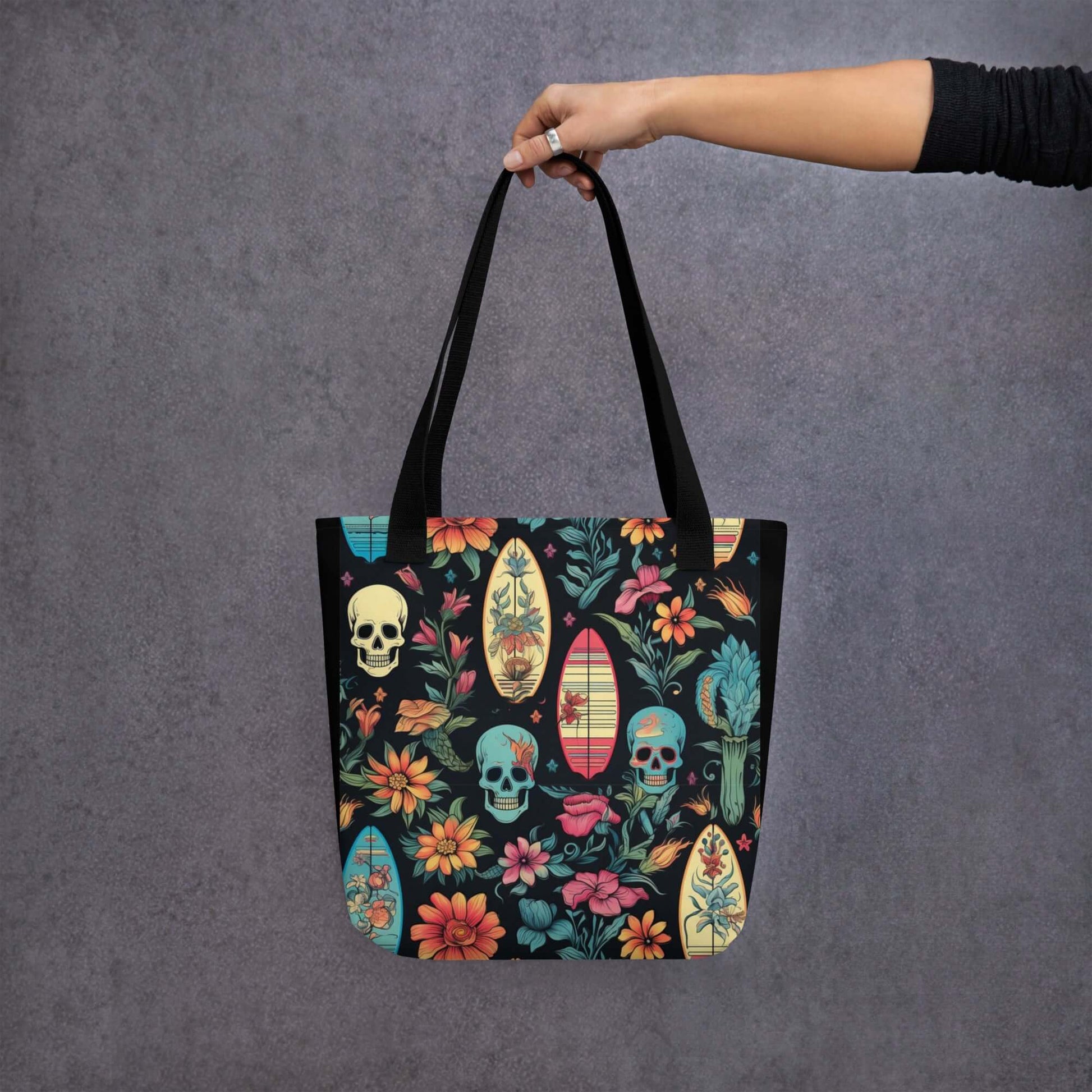 BOLSA de tela SURF urbana con diseño de calaveras y tablas de surf, ideal para estilo streetwear.