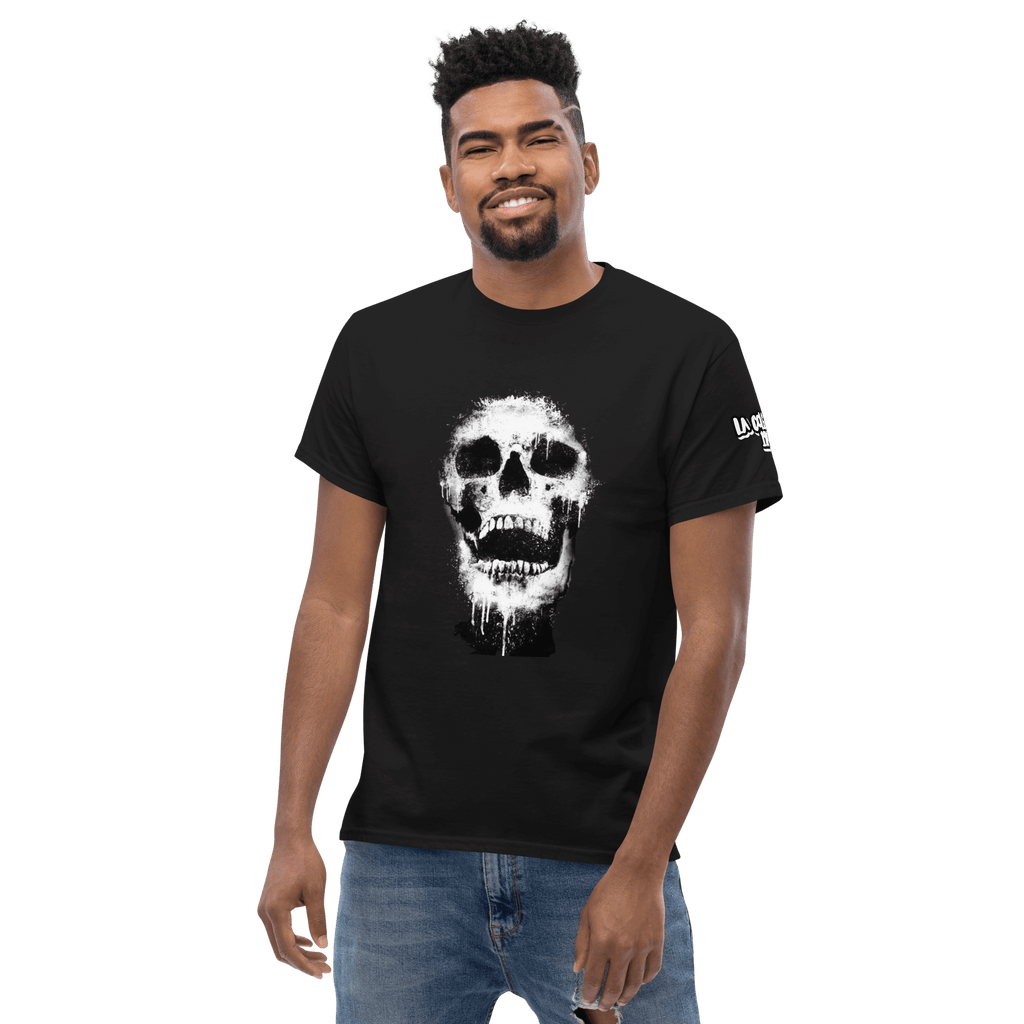 🔵💀 CALAVERA - Camiseta Unisex 🎯 modelo negro con diseño de calavera en el frente, estilo urbano y rebelde.