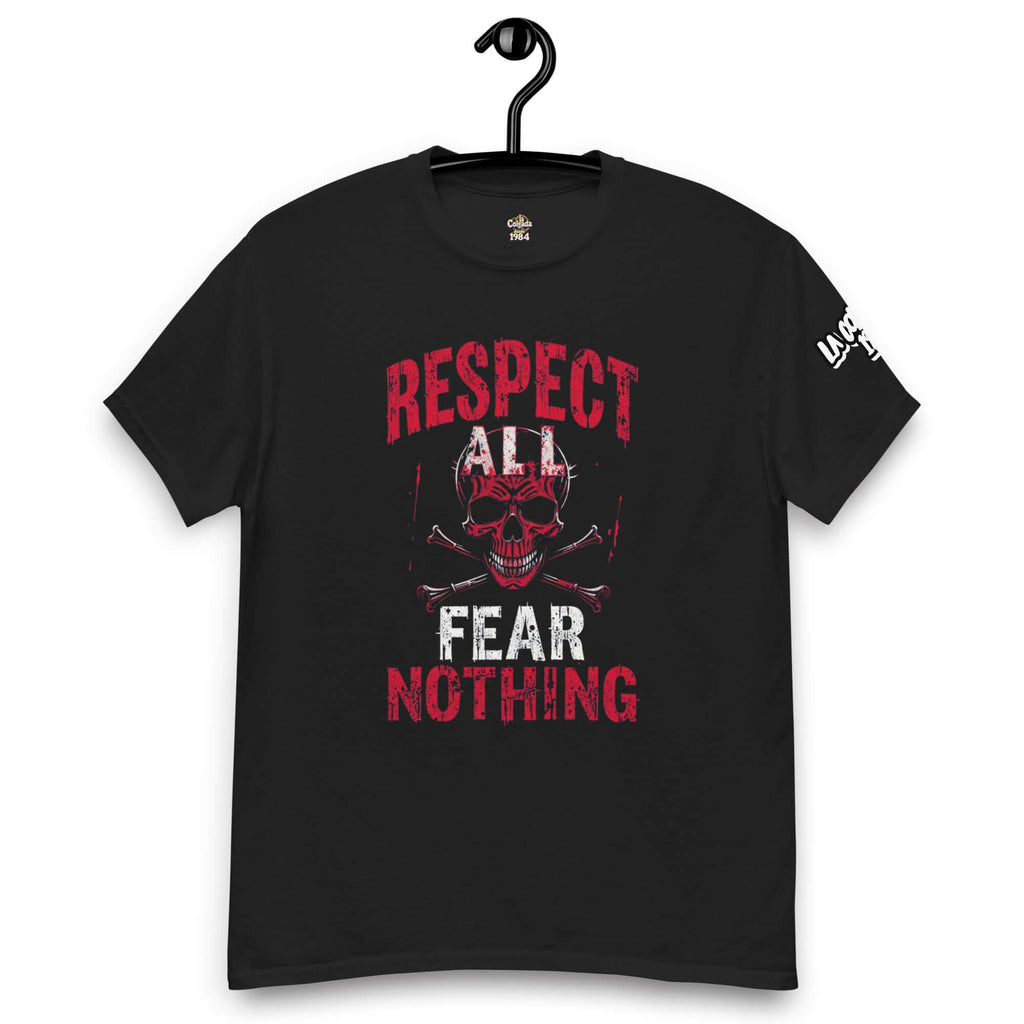 CAMISETA 🔵✊ RESPECT ✊🔵 - Camiseta Unisex 🎯 con diseño de calavera y texto 'RESPECT ALL FEAR NOTHING'.