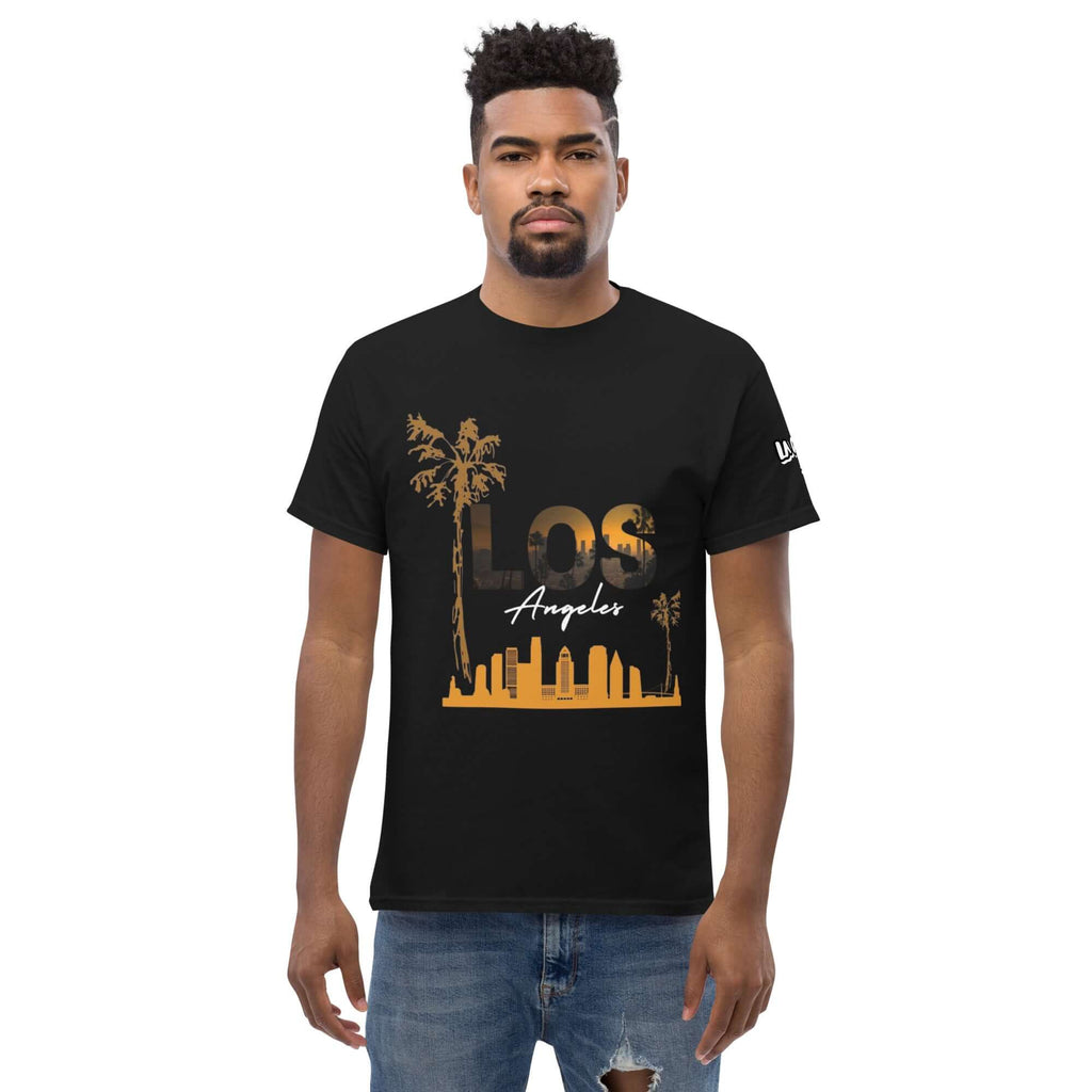 Camiseta unisex CAMISETA con diseño urbano de Los Angeles en color negro y dorado.