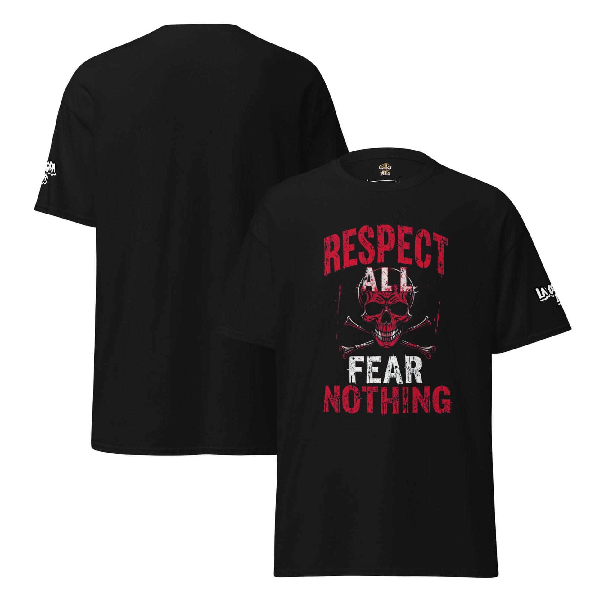 CAMISETA 🔵✊ RESPECT ✊🔵 - Camiseta Unisex 🎯 en color negro con diseño de calaveras y mensaje 'RESPECT ALL FEAR NOTHING'.